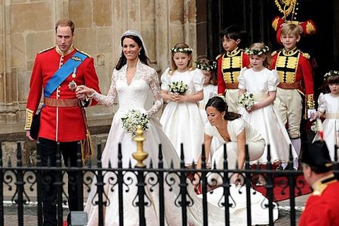 Những khuôn hình tuyệt đẹp về đám cưới thế kỷ