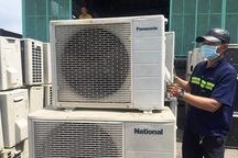 Phát hiện toàn "hàng cấm" trong container khai máy kéo