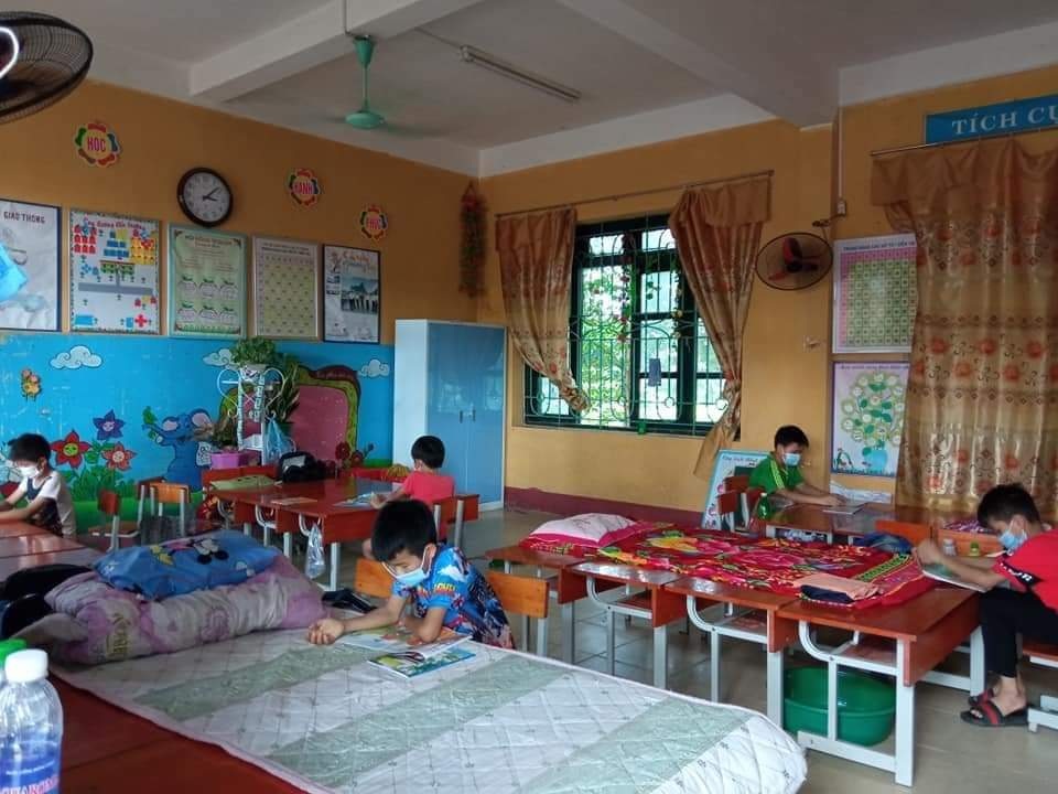 Cảm động chuyện thầy hiệu phó xin vào khu cách ly với 64 học sinh - 4 Cảm động chuyện thầy hiệu phó xin vào khu cách ly với 64 học sinh - 4