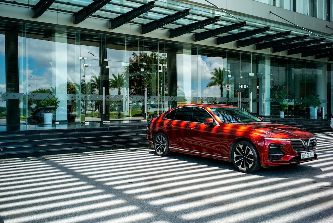 Hết hạn giảm 50% lệ phí trước bạ, VinFast vẫn ưu đãi lớn cho khách hàng - 3 Hết hạn giảm 50% lệ phí trước bạ, VinFast vẫn ưu đãi lớn cho khách hàng - 3