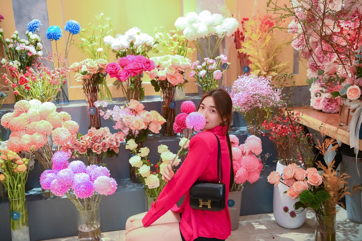 Đầu năm, các người đẹp hội ngộ mừng Á hậu Kim Duyên - 9 Đầu năm, các người đẹp hội ngộ mừng Á hậu Kim Duyên - 9