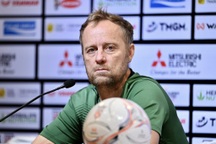 Thắng Campuchia, HLV Thái Lan tuyên bố sẽ bảo vệ ngôi vô địch