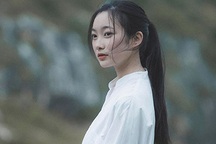 Nữ nhiếp ảnh gia gây sốt vì có nét đẹp như diễn viên Hoa ngữ