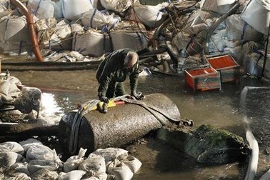 Đức phá thành công quả bom “khủng”