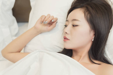 Tâm sự người vợ trẻ lấy chồng 2 năm bỗng nảy sinh tình cảm đồng giới