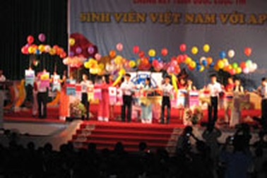 Chung kết Sinh viên toàn quốc với APEC