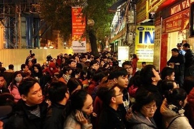 Ngày vía Thần tài chỉ "vỗ béo" dân buôn vàng