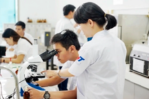 Tiết lộ thu nhập giảng viên đại học cả trăm triệu đồng: "Có đấy!"