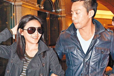 Vợ chồng Từ Hy Viên khó chịu với giới truyền thông