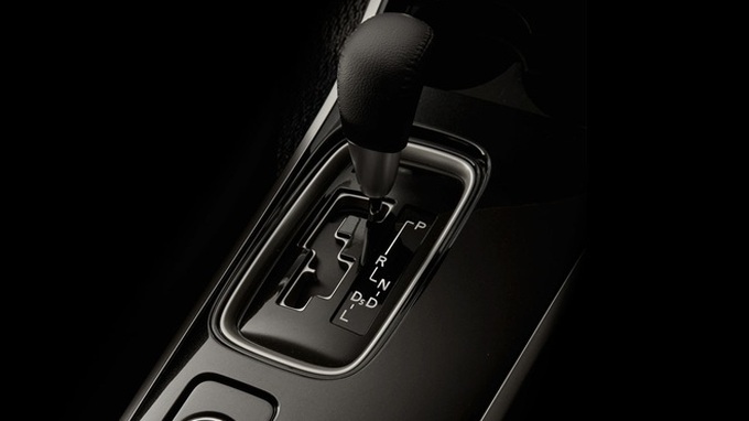 Cận cảnh mẫu ô tô Mitsubishi xả kho, giá giảm mạnh, thấp chưa từng có tại Việt Nam - Ảnh 7. Cận cảnh mẫu ô tô Mitsubishi xả kho, giá giảm mạnh, thấp chưa từng có tại Việt Nam - Ảnh 7.