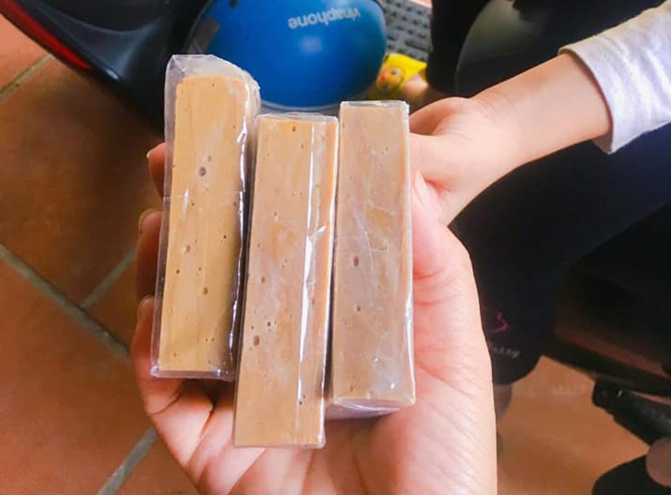Lo quà Tết sớm, nhà giàu về tận bản mua ngựa bạch nấu cao - 5 Lo quà Tết sớm, nhà giàu về tận bản mua ngựa bạch nấu cao - 5