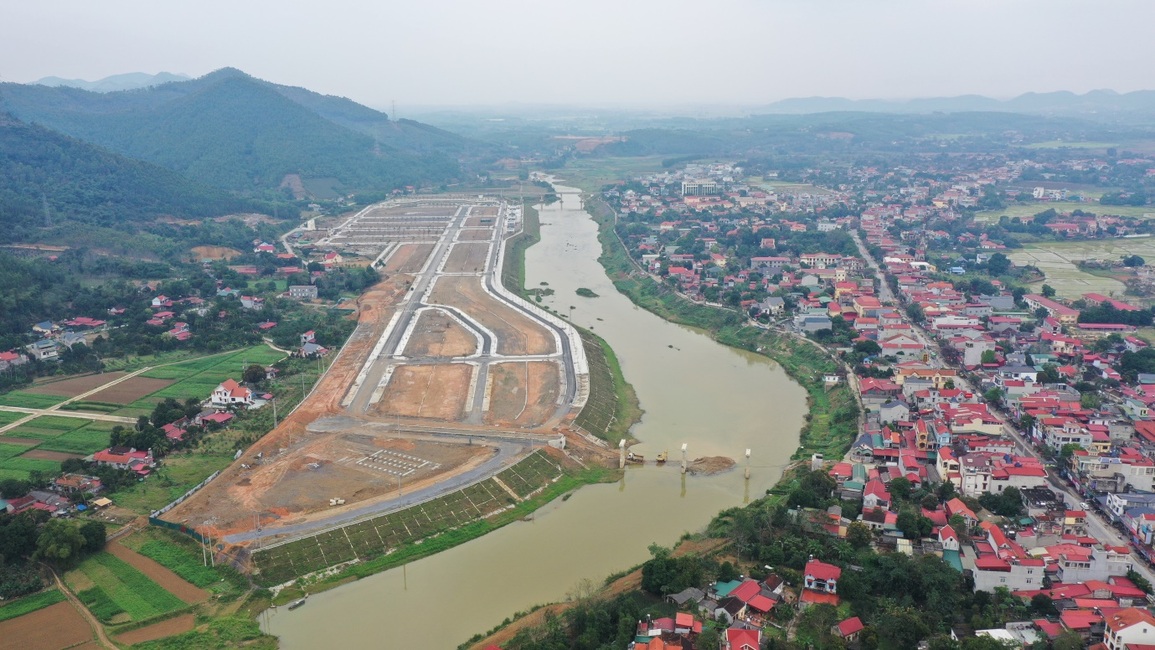 Dự án Thanh Sơn Riverside Garden tại Phú Thọ hút khách trong ngày ra mắt - 2 Dự án Thanh Sơn Riverside Garden tại Phú Thọ hút khách trong ngày ra mắt - 2