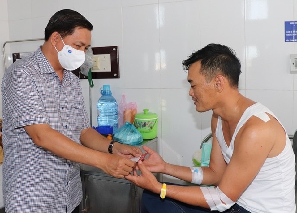 Thượng úy cảnh sát bị thương vẫn quyết tâm trấn áp tội phạm ma túy - 1 Thượng úy cảnh sát bị thương vẫn quyết tâm trấn áp tội phạm ma túy - 1
