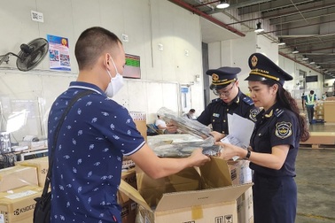 Hải quan khu vực I - “Lá chắn” chống buôn lậu, bảo vệ môi trường kinh doanh