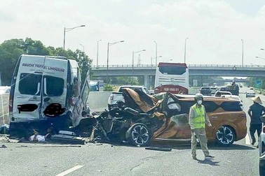 Khởi tố vụ tai nạn trên cao tốc Hà Nội - Hải Phòng làm 2 người chết