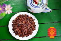 Lợi ích sức khỏe bất ngờ từ những loại hạt "ăn cho vui miệng" ngày Tết