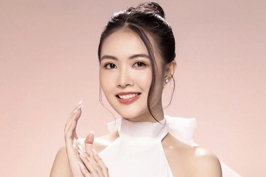 Thủ khoa Đại học Kinh tế quốc dân đi thi Hoa hậu Việt Nam