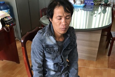 Lừa trúng vé số 10 tỉ để xâm hại bé gái bán vé số