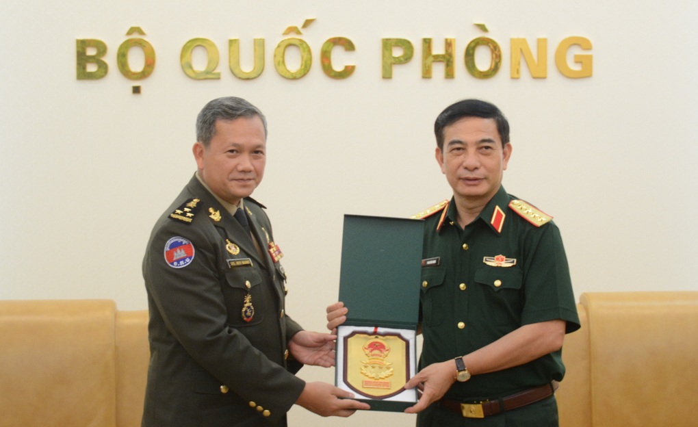 Bộ trưởng Quốc phòng Phan Văn Giang tiếp Đại tướng Hun Manet - 2 Bộ trưởng Quốc phòng Phan Văn Giang tiếp Đại tướng Hun Manet - 2