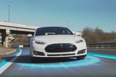 Đức yêu cầu Tesla không quảng cáo tính năng tự lái Autopilot
