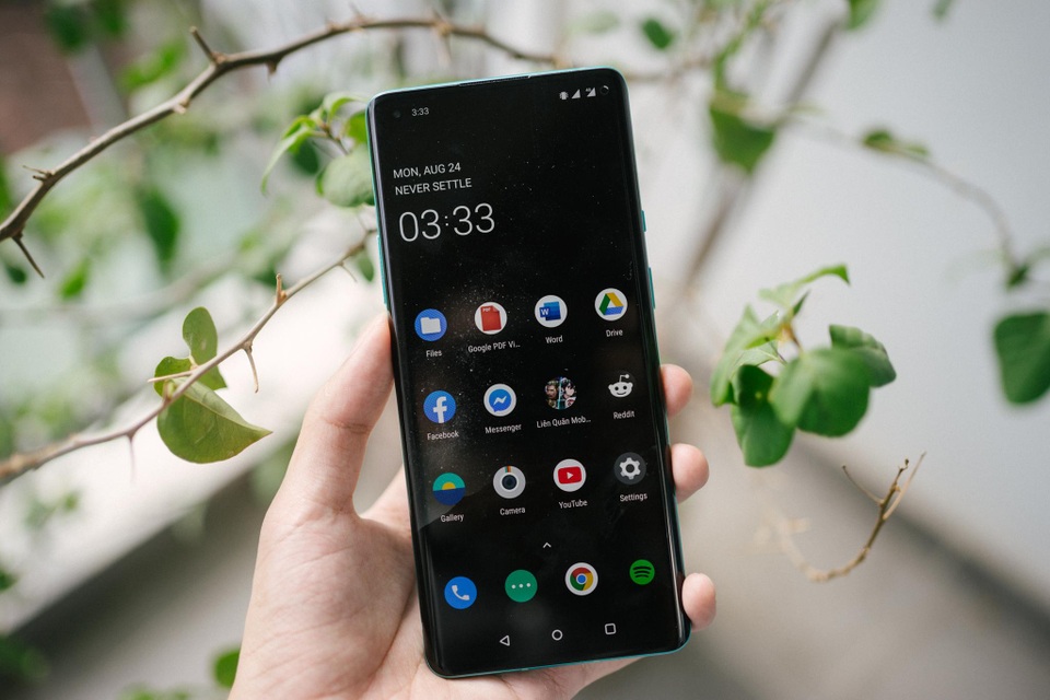 Trên tay OnePlus 8 Pro 5G: đối thủ mới của Galaxy Note 20 Ultra 5G - 9 Trên tay OnePlus 8 Pro 5G: đối thủ mới của Galaxy Note 20 Ultra 5G - 9