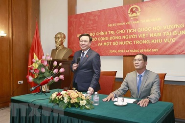 "Cuộc tiếp xúc cử tri đặc biệt" của Chủ tịch Quốc hội tại Bulgaria