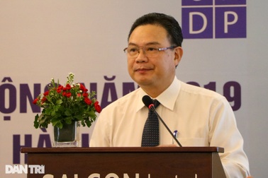 Giải đáp nhiều thắc mắc về tiền lương, thời gian làm việc, BHXH