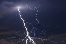 Một phụ nữ bị sét đánh tử vong trên cánh đồng