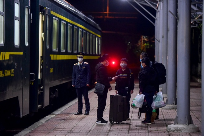 Chuyến tàu liên vận Việt Trung giữa mùa dịch virus corona - 5 Chuyến tàu liên vận Việt Trung giữa mùa dịch virus corona - 5