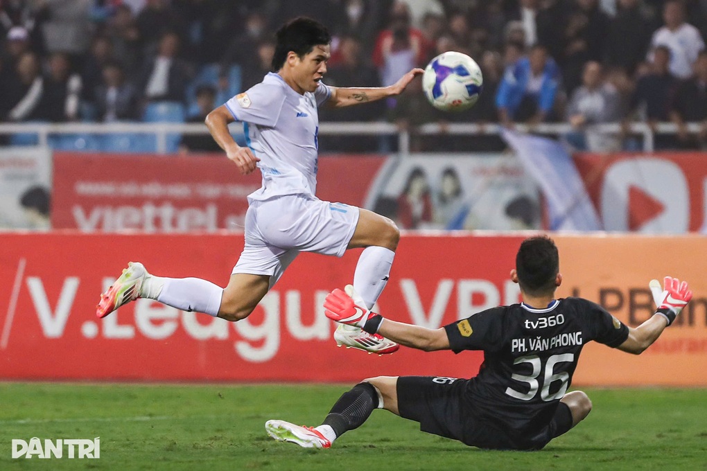 Đánh bại Thể Công Viettel, CLB Nam Định bứt tốc ở ngôi đầu V-League - 5 Đánh bại Thể Công Viettel, CLB Nam Định bứt tốc ở ngôi đầu V-League - 5