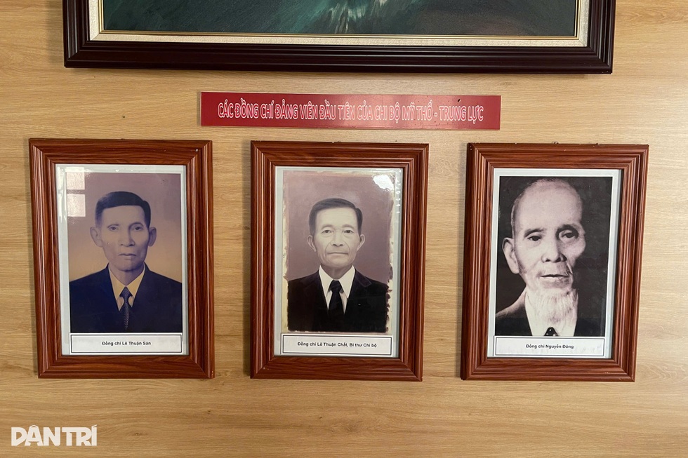 Cụ bà 97 tuổi kể chuyện cách mạng ở vùng quê ăn Tết Độc lập lớn nhất nước - 2 Cụ bà 97 tuổi kể chuyện cách mạng ở vùng quê ăn Tết Độc lập lớn nhất nước - 2