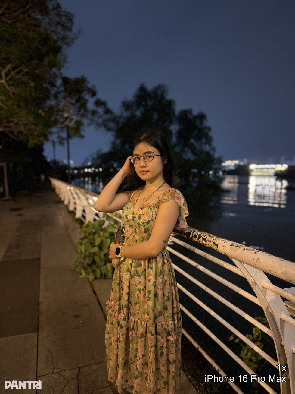 So sánh chi tiết Oppo Find X8 Pro và iPhone 16 Pro Max - 21 So sánh chi tiết Oppo Find X8 Pro và iPhone 16 Pro Max - 21