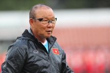 HLV Park Hang Seo dự khán trận Thái Lan - Malaysia tại King's Cup