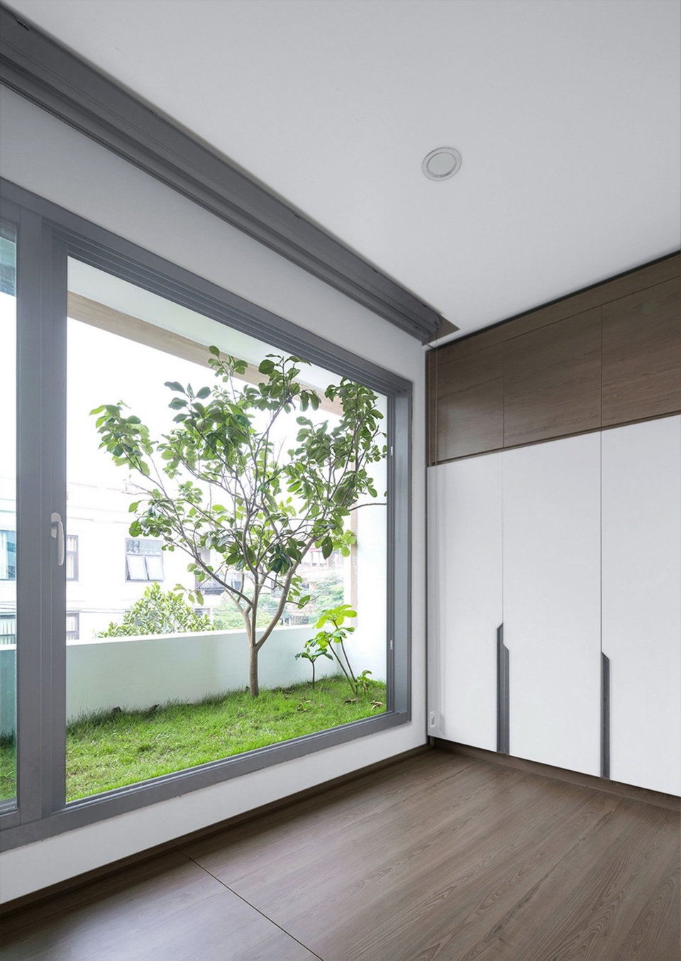 Nhà phố Nam Định nổi bật nhất phố, nhìn xa như gói gọn trong 1 chiếc hộp - 12