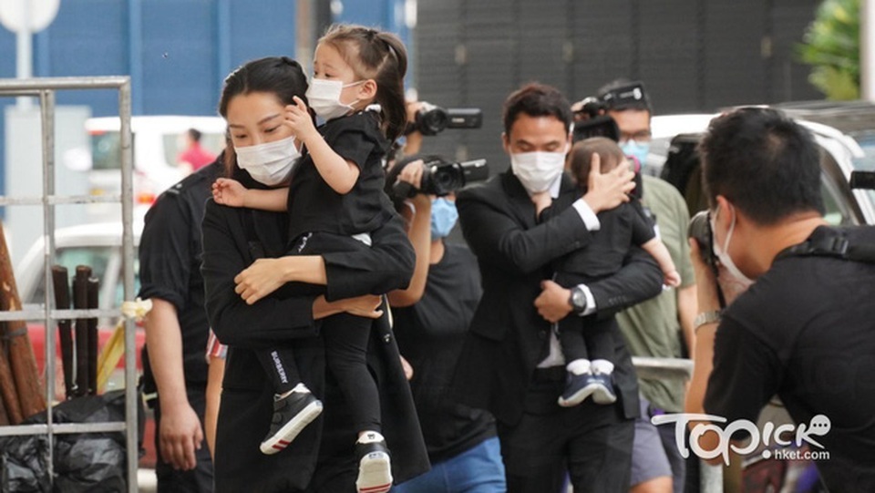 Hotgirl khiến thiếu gia “vua sòng bạc Macau” bỏ vợ con - 8 Hotgirl khiến thiếu gia “vua sòng bạc Macau” bỏ vợ con - 8