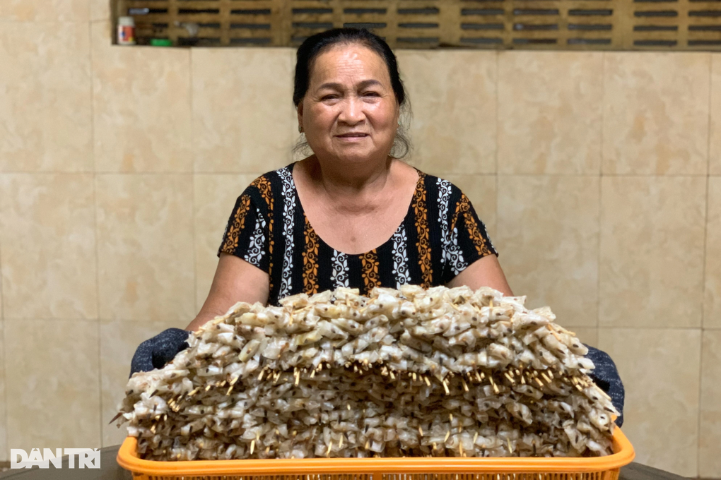 Món ăn chơi hớp hồn thực khách phố núi suốt hơn 2 thập kỷ - 2 Món ăn chơi hớp hồn thực khách phố núi suốt hơn 2 thập kỷ - 2