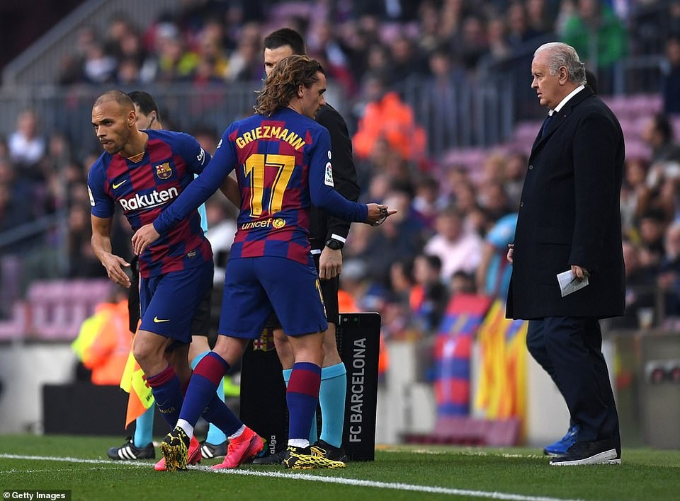 Messi ghi 4 bàn, Barcelona thắng đậm Eibar và giành ngôi đầu bảng - 8 Messi ghi 4 bàn, Barcelona thắng đậm Eibar và giành ngôi đầu bảng - 8