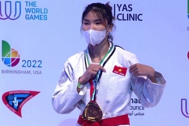 Nữ võ sĩ Việt Nam gây sốt tại giải vô địch Jiu-Jitsu thế giới 2021