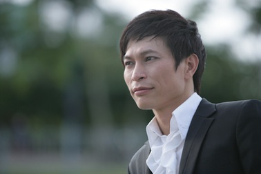 Ngọc Quy mang "nắng chiều rực rỡ" từ Hà Nội vào Sài Gòn