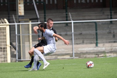 Công Phượng dự bị trong trận thua đậm của Sint-Truidense