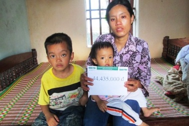 Gần 45 triệu đồng đến với người mẹ có hai con mắc bệnh hiểm nghèo