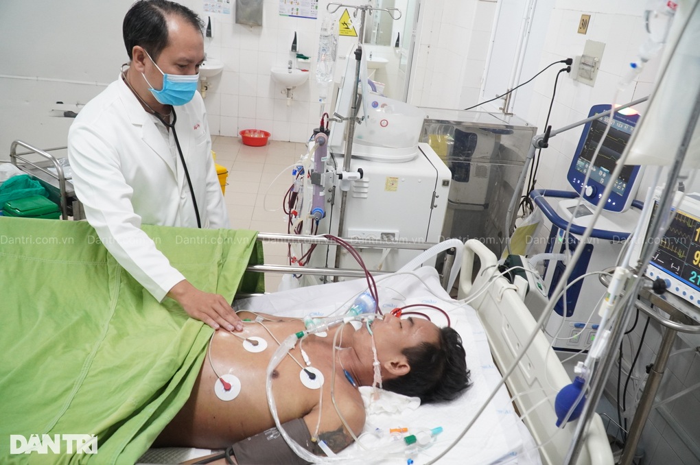Cha nghèo của 3 con thơ đột ngột mắc trọng bệnh, gia đình khẩn cầu bạn đọc giúp đỡ - 1 Cha nghèo của 3 con thơ đột ngột mắc trọng bệnh, gia đình khẩn cầu bạn đọc giúp đỡ - 1