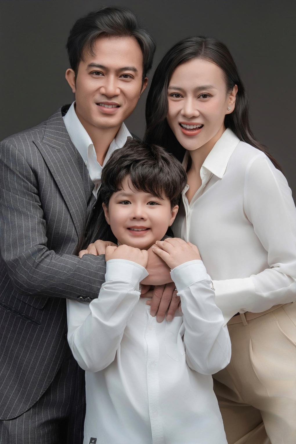 Phương Oanh hé lộ tạo hình nhân vật sau 4 năm dừng đóng phim VTV - 2 Phương Oanh hé lộ tạo hình nhân vật sau 4 năm dừng đóng phim VTV - 2