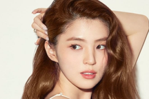 "Tiểu tam" Han So Hee đăng ảnh kỳ quái, hé lộ bất ổn tâm lý