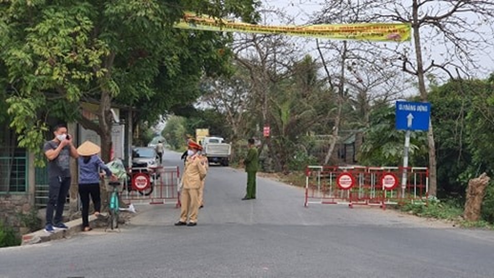 Nhịp sống Hải Phòng những ngày đầu giãn cách đối phó với Covid-19 - 2 Nhịp sống Hải Phòng những ngày đầu giãn cách đối phó với Covid-19 - 2