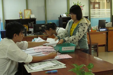 Phía Bắc: Hồ sơ đăng ký dự thi vào ngành Kinh tế đã giảm