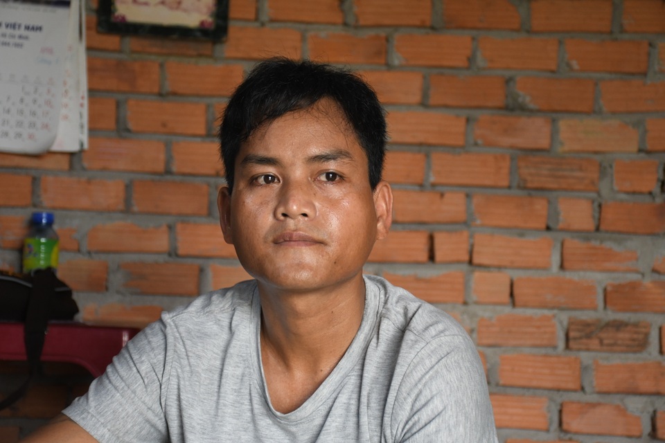 Băng rừng đưa vợ đi chạy thận, vợ chồng nghèo chỉ dám ăn một đĩa cơm - 6 Băng rừng đưa vợ đi chạy thận, vợ chồng nghèo chỉ dám ăn một đĩa cơm - 6