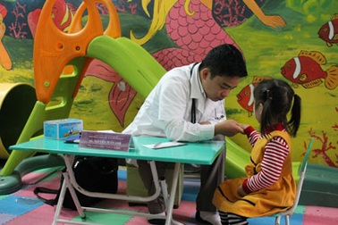 Giúp bé ngon miệng trong thời tiết giao mùa