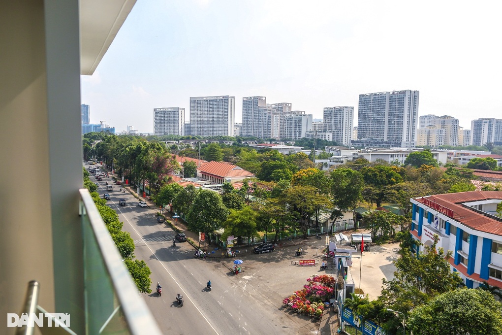 Không gian sống đắt giá bên những cung đường hoa ngày Tết - 11 Không gian sống đắt giá bên những cung đường hoa ngày Tết - 11