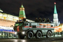 Cận cảnh dàn vũ khí Nga rầm rộ tập dượt trước lễ duyệt binh